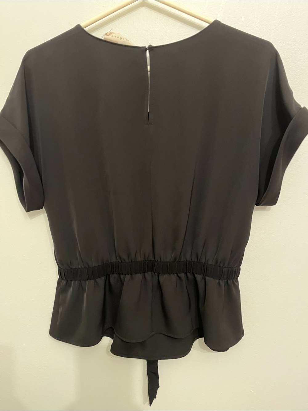 MELLODAY Black Short Sleeve Peplum Tie-Waist Blouse